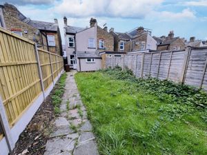 Photo 7- click for photo gallery